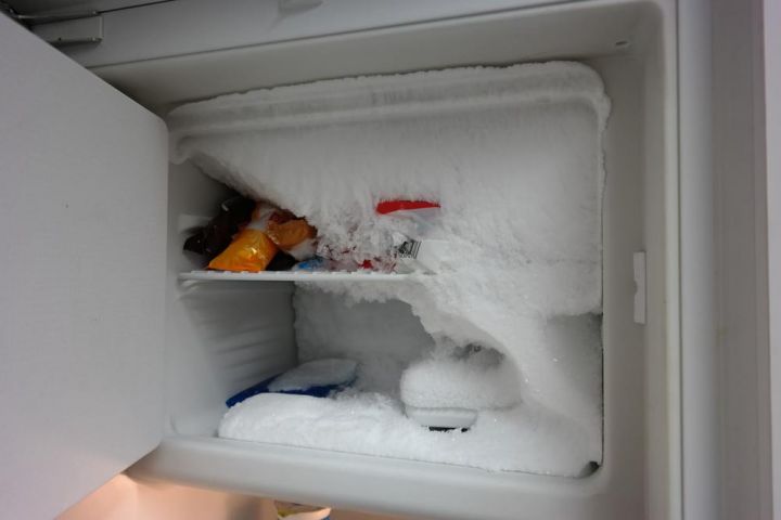 Kühlschrank Vereist